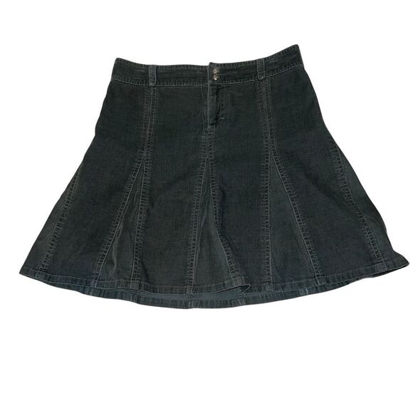 Athleta Whenever Skirt Womens Size 6 Green Corduroy Short Flared Skater Skirt - Picture 4 of 4